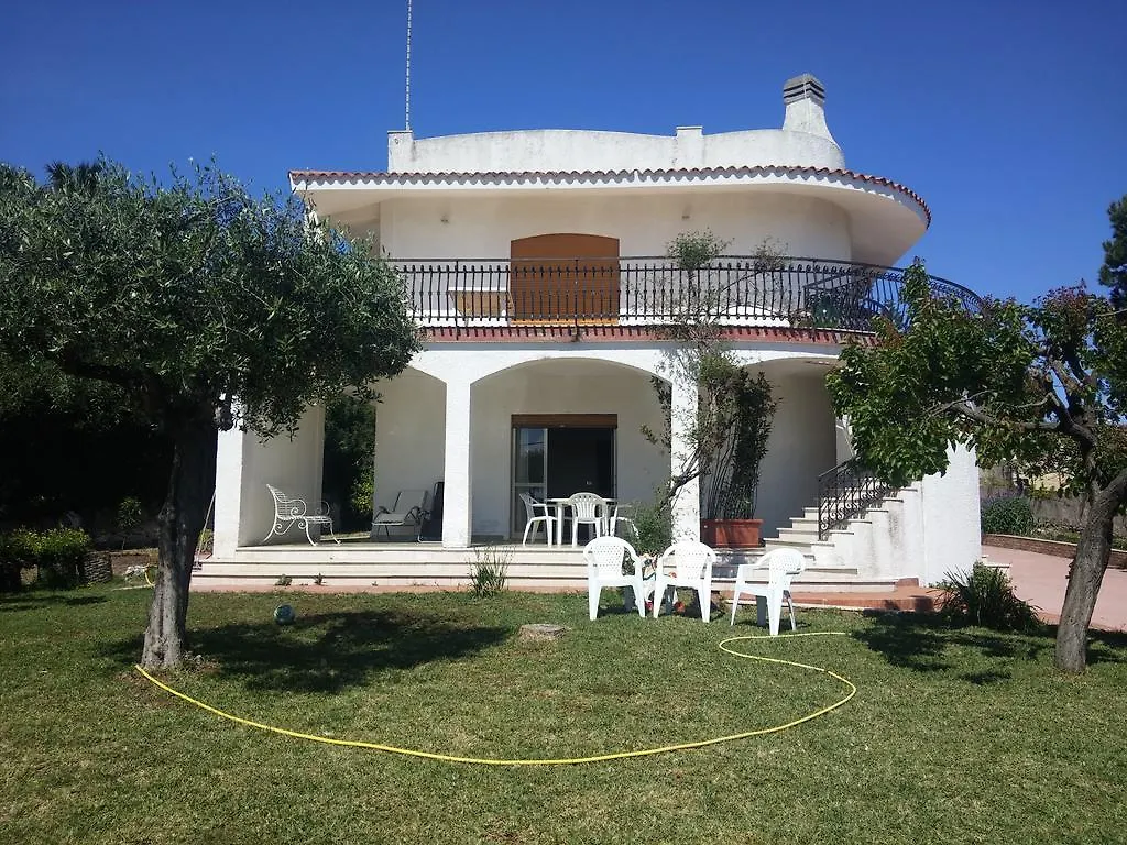 Holiday home Villa Dolci Vacanze Fontane Bianche Italy